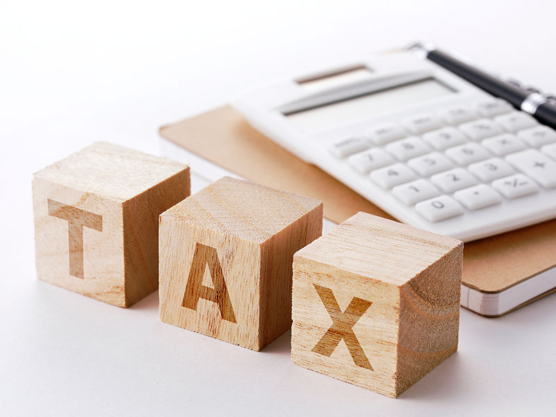 相続税や贈与税、土地の売却に関わる税金の事例