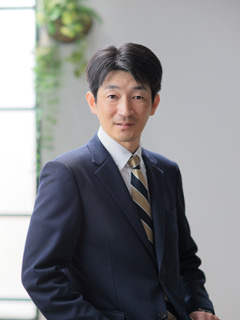 山下谷 保